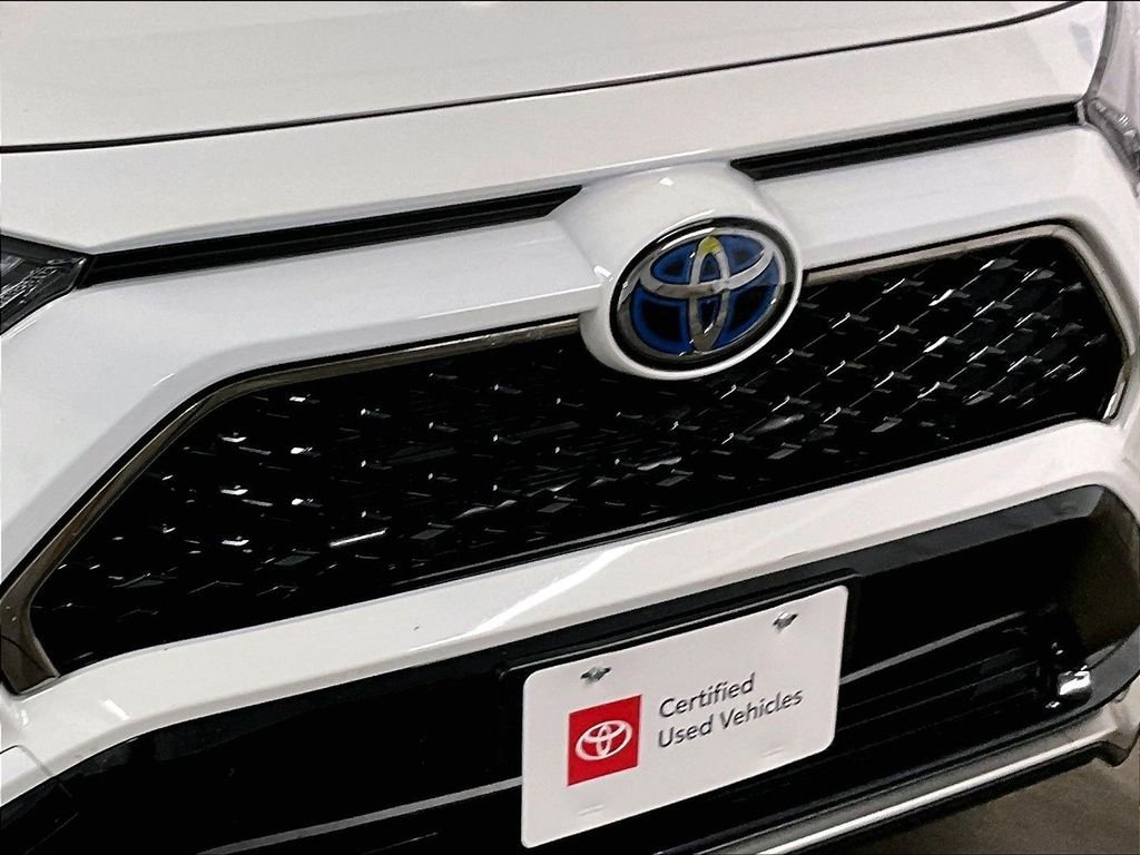 Certified 2023 Toyota RAV4 SE w/ Weather & Moonroof Package AWD/4WD image 31