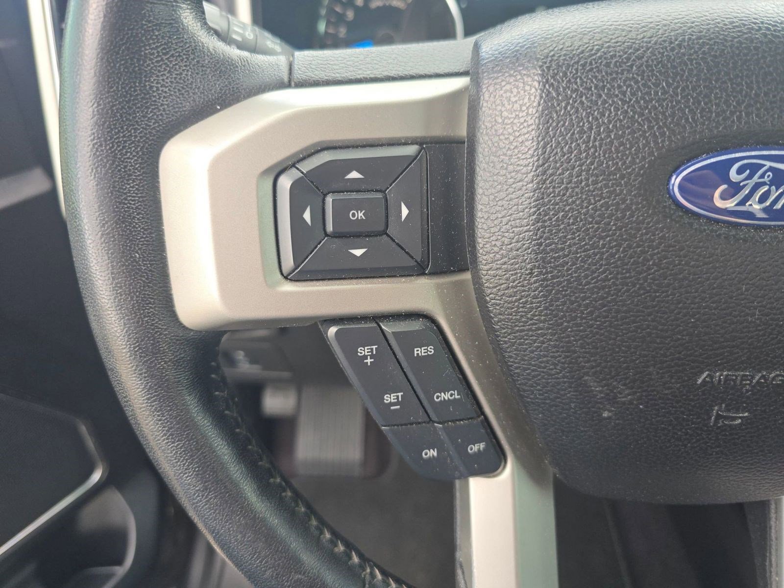 Used 2017 Ford F150 Lariat w/ Equipment Group 502A Luxury image 13