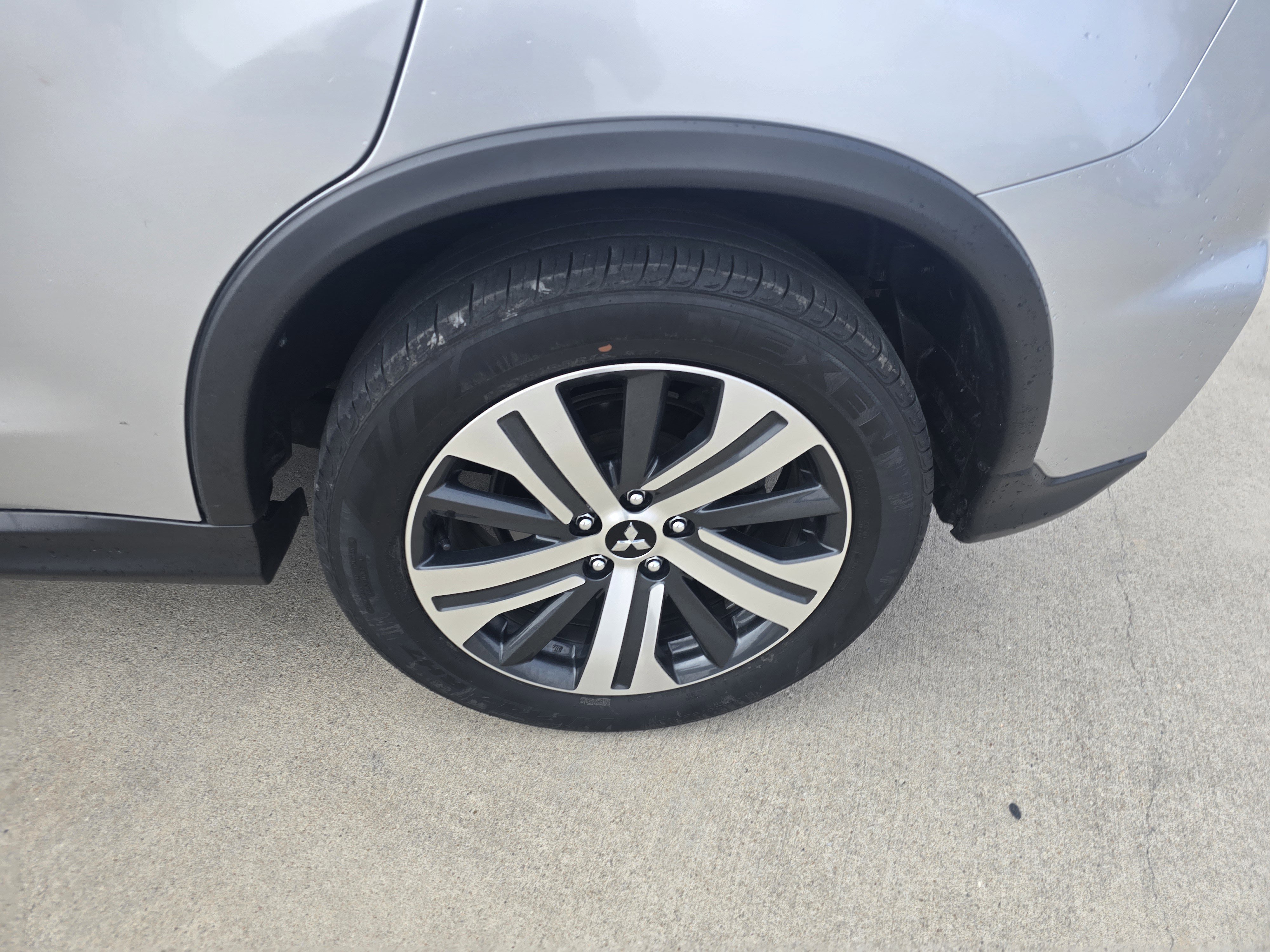 Used 2024 Mitsubishi Outlander Sport AWD image 9