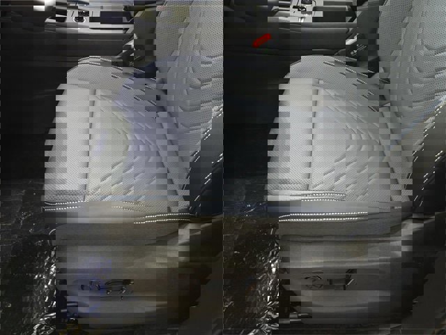 New 2026 Volkswagen Tiguan SE R-Line image 16