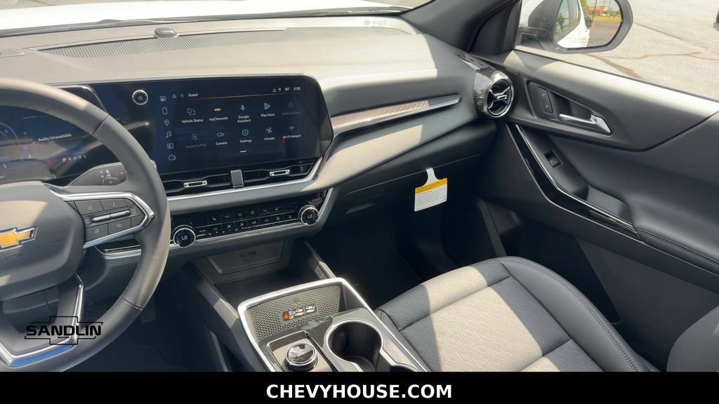 New 2027 Chevrolet Equinox LT w/ Convenience Package II FWD image 18