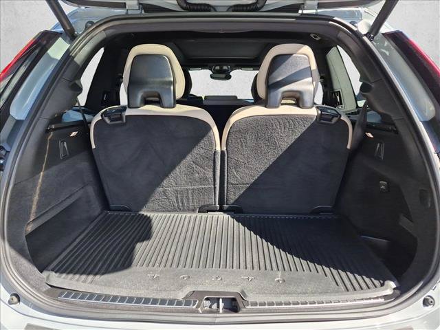 Used 2026 Volvo XC90 T8 Plus w/ Protection Package Premier AWD/4WD image 6
