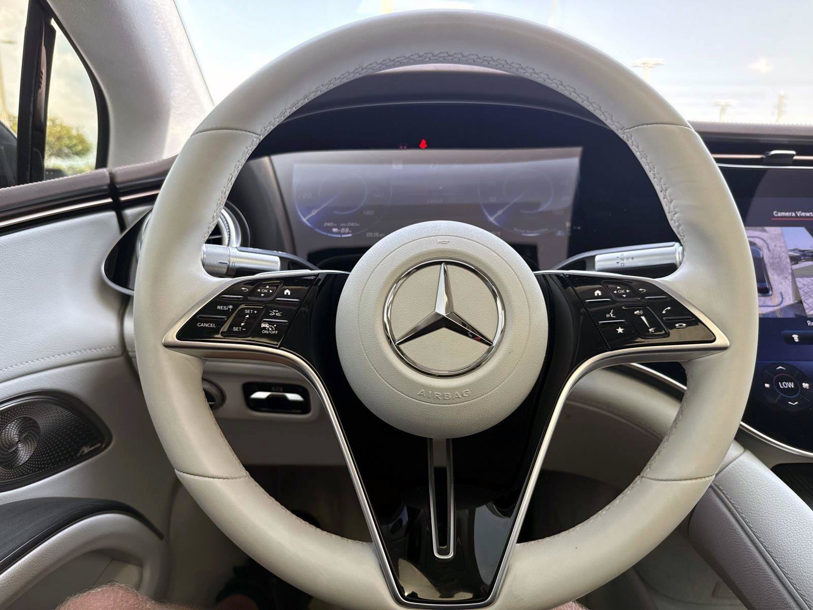Used 2022 Mercedes-Benz EQS 580 4MATIC Sedan image 27