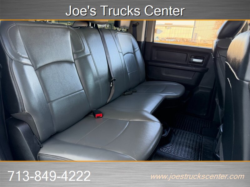 Used 2019 RAM 3500 Tradesman w/ Chrome Appearance Group RWD image 34