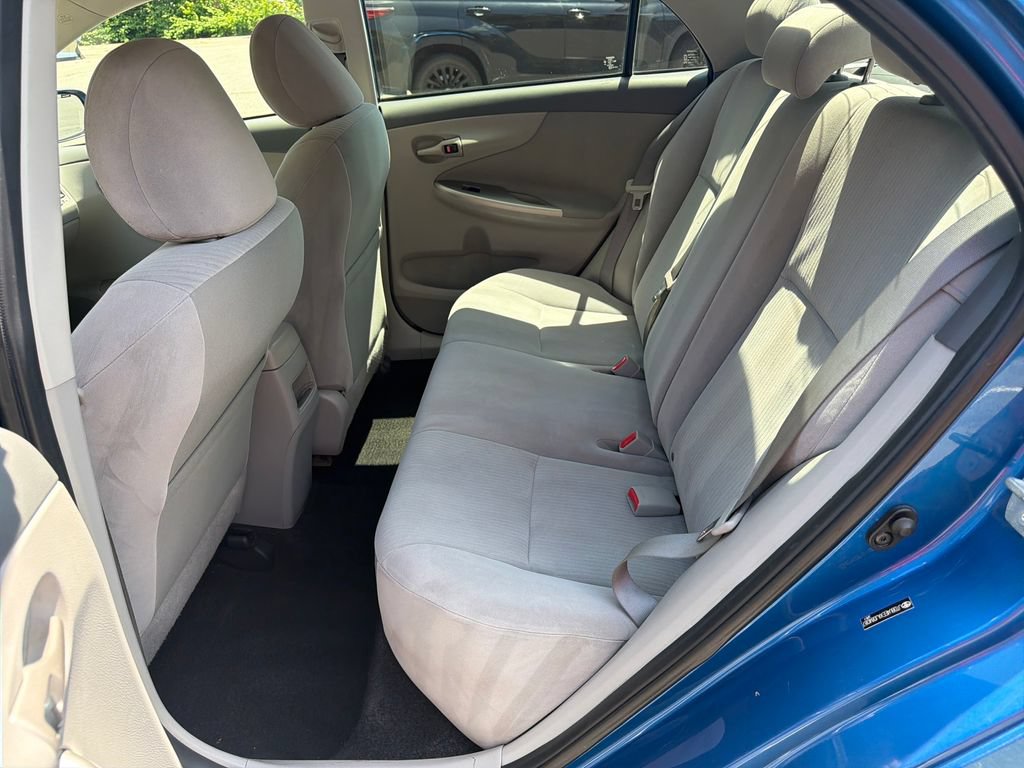 Used 2010 Toyota Corolla LE FWD image 24