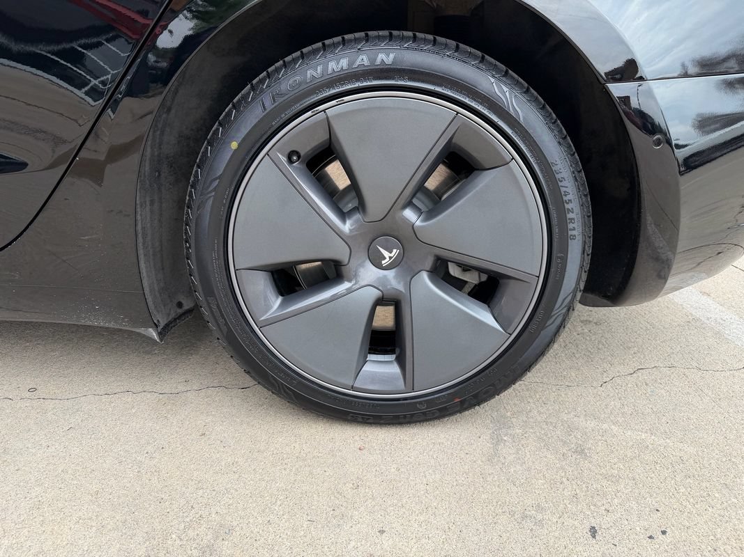 Used 2022 Tesla Model 3 Long Range AWD/4WD image 40