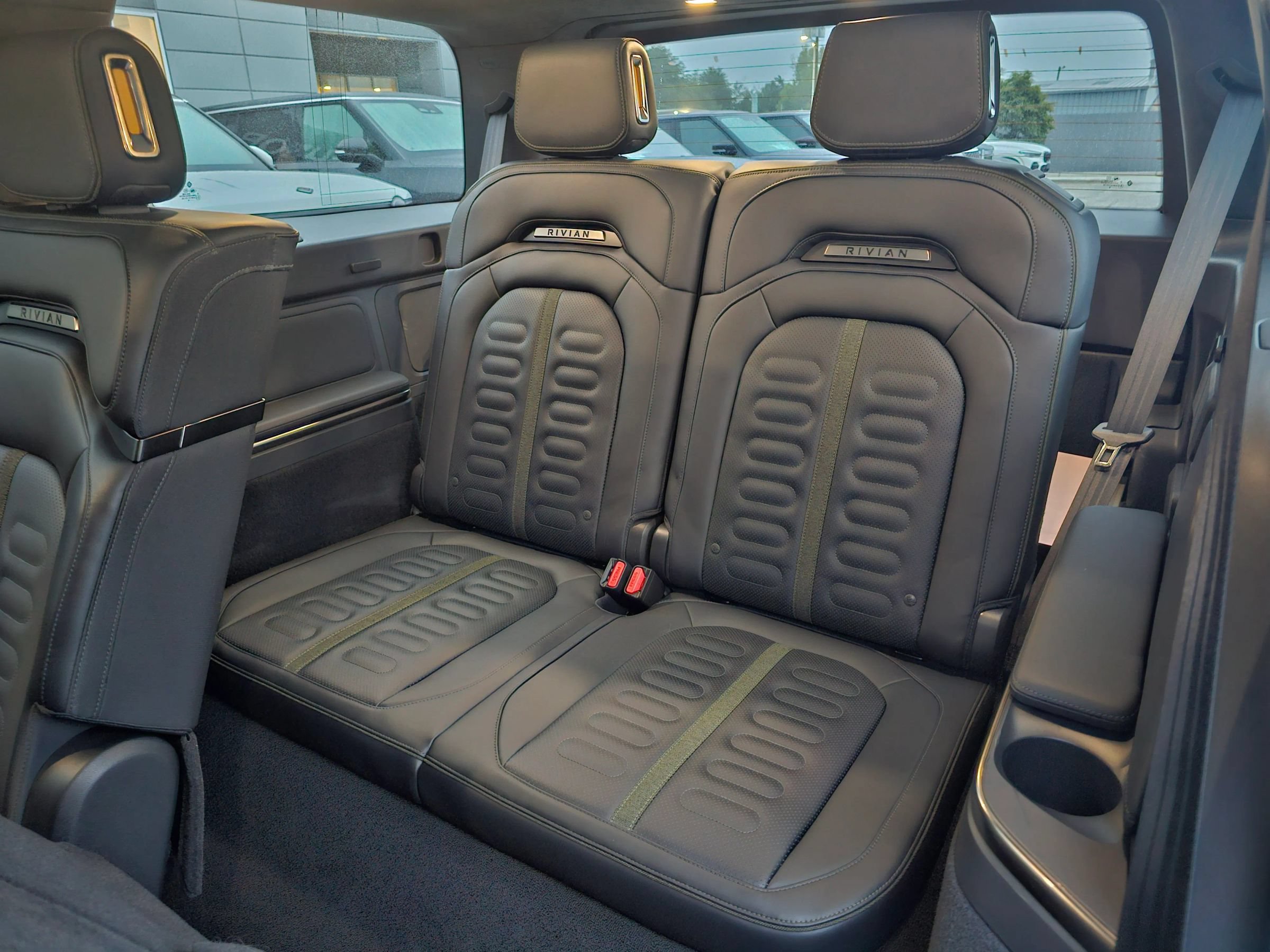 Used 2024 Rivian R1S Adventure Quad AWD/4WD image 24