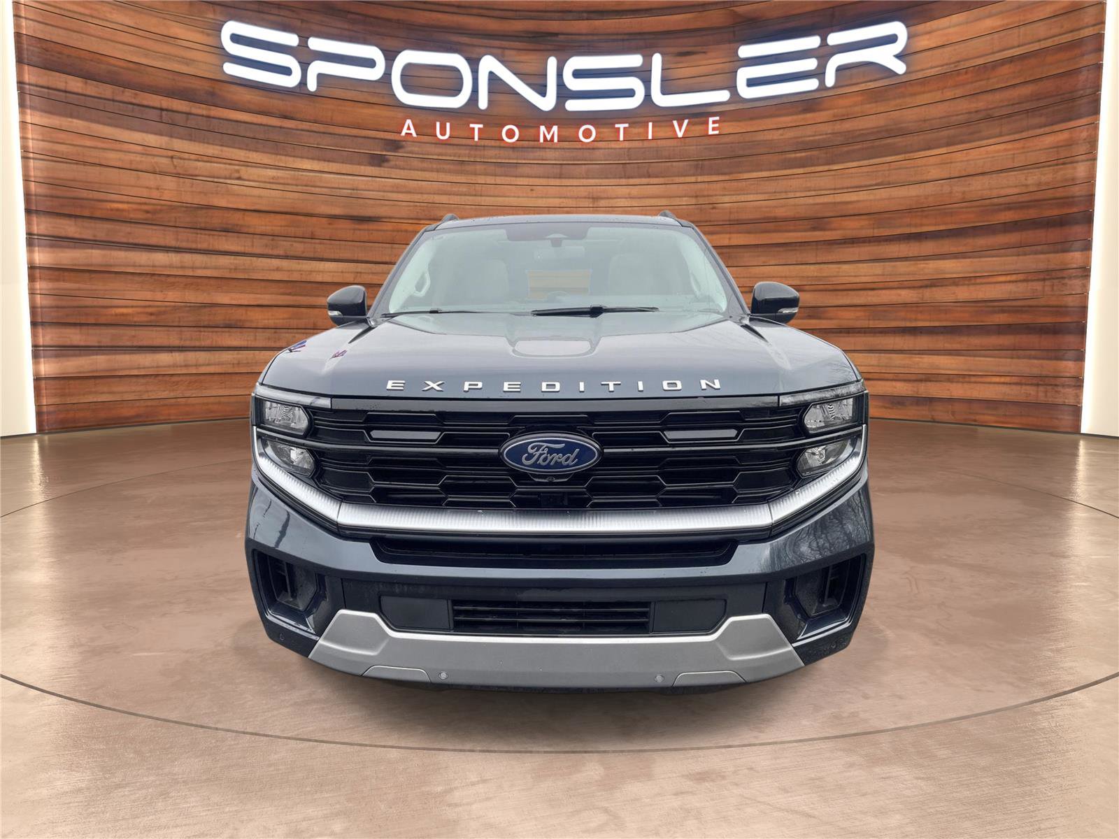 New 2026 Ford Expedition Platinum w/ Platinum Ultimate Package image 9