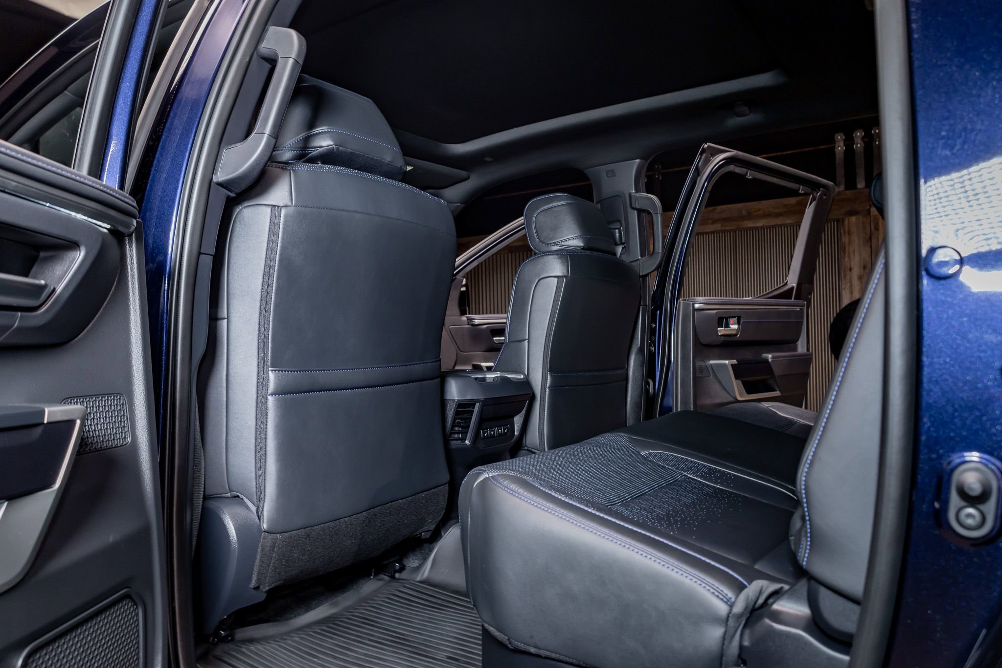 Used 2025 Toyota Tundra Platinum image 18
