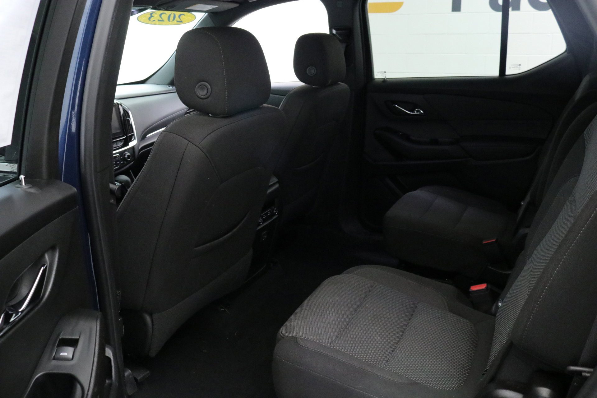 Used 2023 Chevrolet Traverse LT image 25