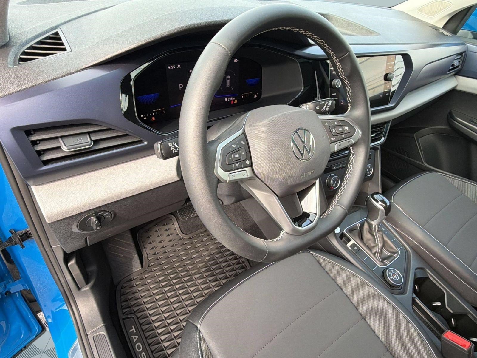 Certified 2022 Volkswagen Taos SE FWD image 4