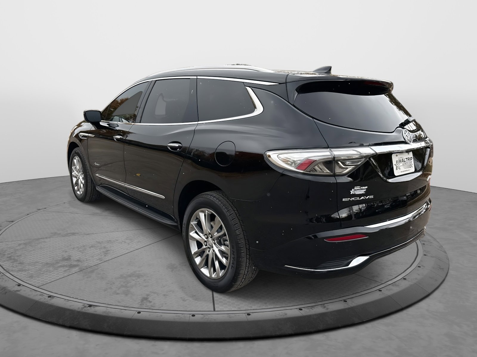 Certified 2023 Buick Enclave Avenir w/ Avenir Technology Package image 6