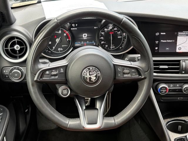 Used 2023 Alfa Romeo Giulia Ti AWD/4WD image 48