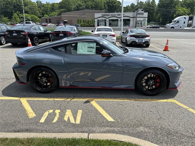 Used 2024 Nissan Z NISMO w/ Floor Mat Package image 4