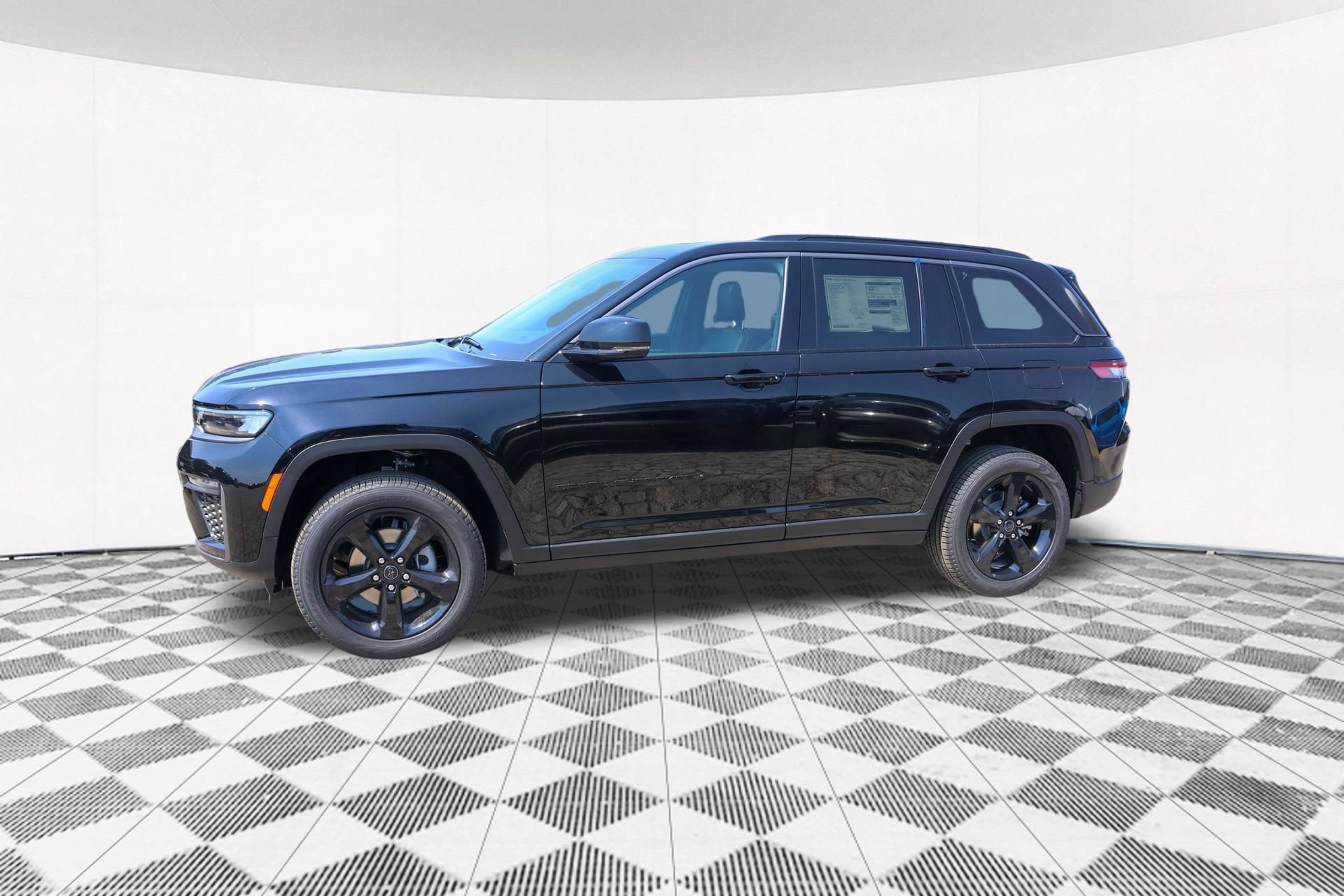 New 2027 Jeep Grand Cherokee Limited AWD/4WD image 8