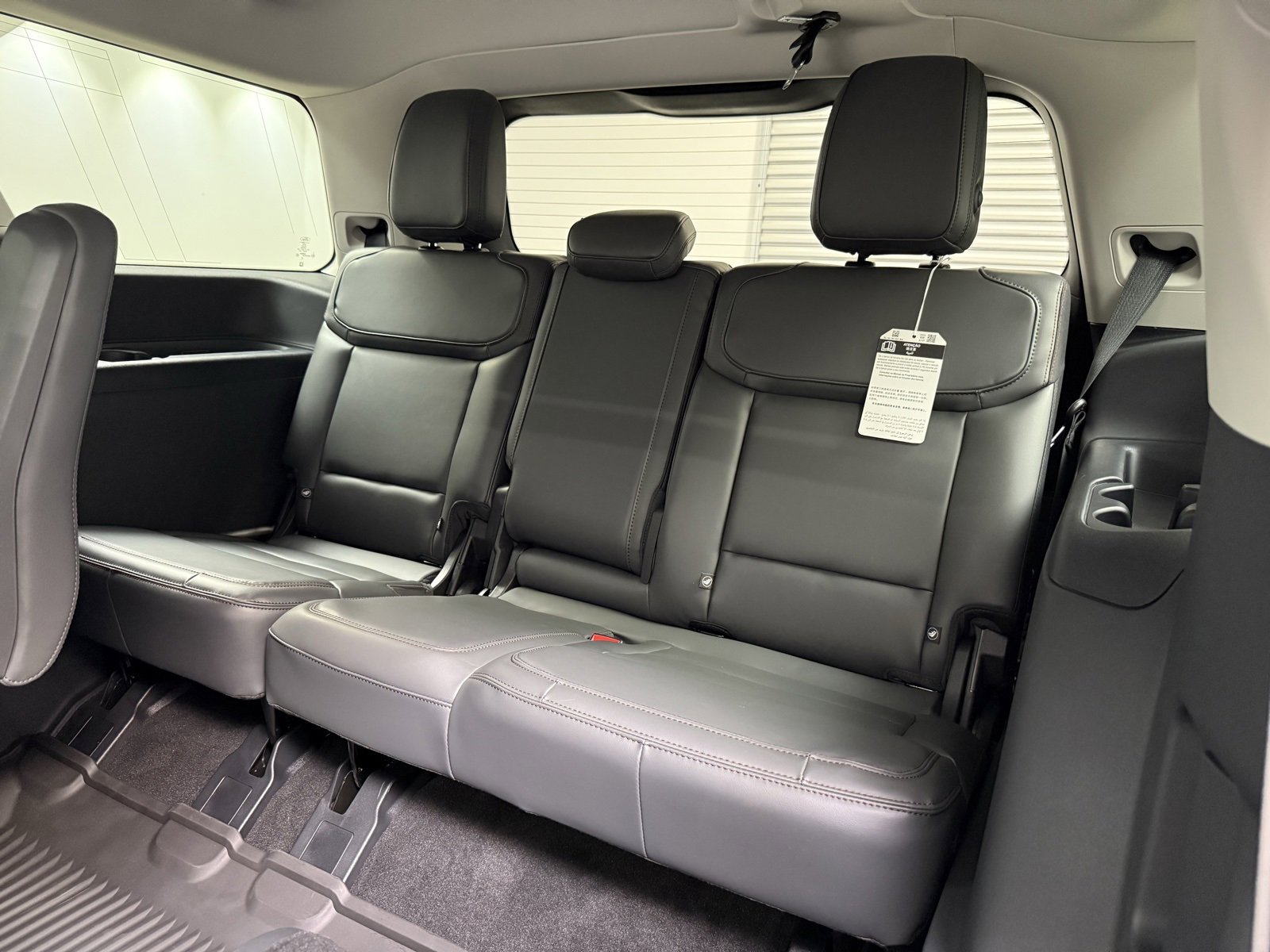 New 2025 Ford Expedition Active image 26