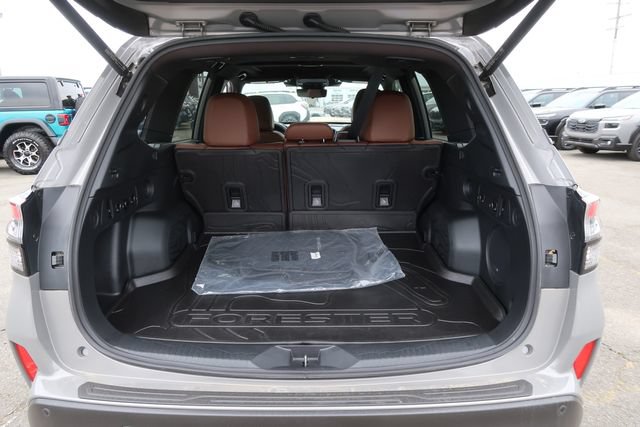 Used 2025 Subaru Forester Touring w/ Protection Package AWD/4WD image 34