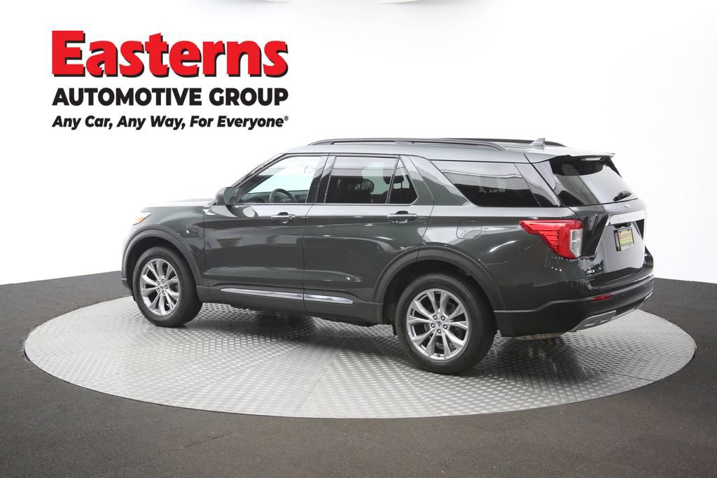 Used 2022 Ford Explorer XLT w/ Equipment Group 202A AWD/4WD image 66
