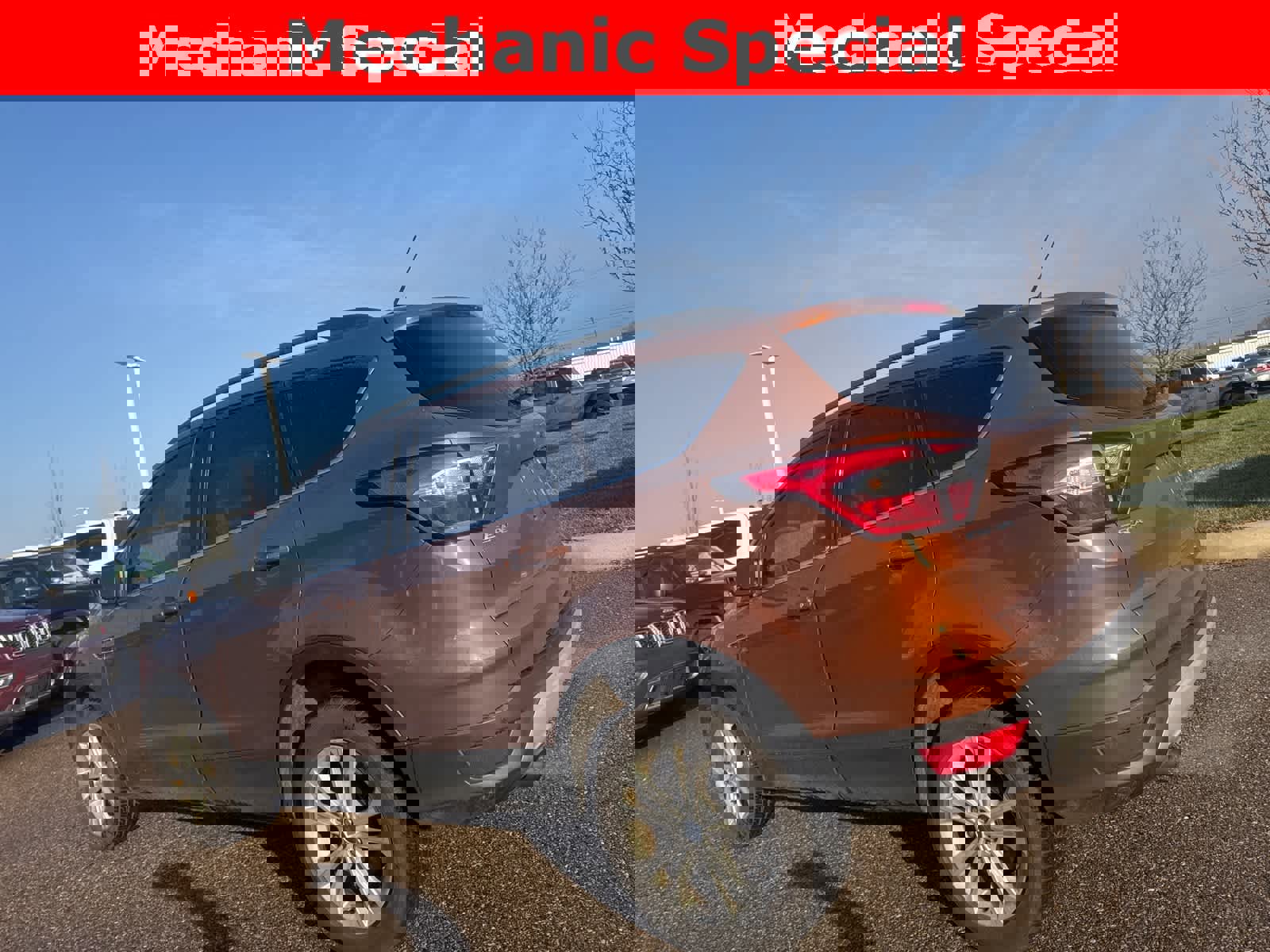 Used 2017 Ford Escape SE w/ Equipment Group 201A image 19