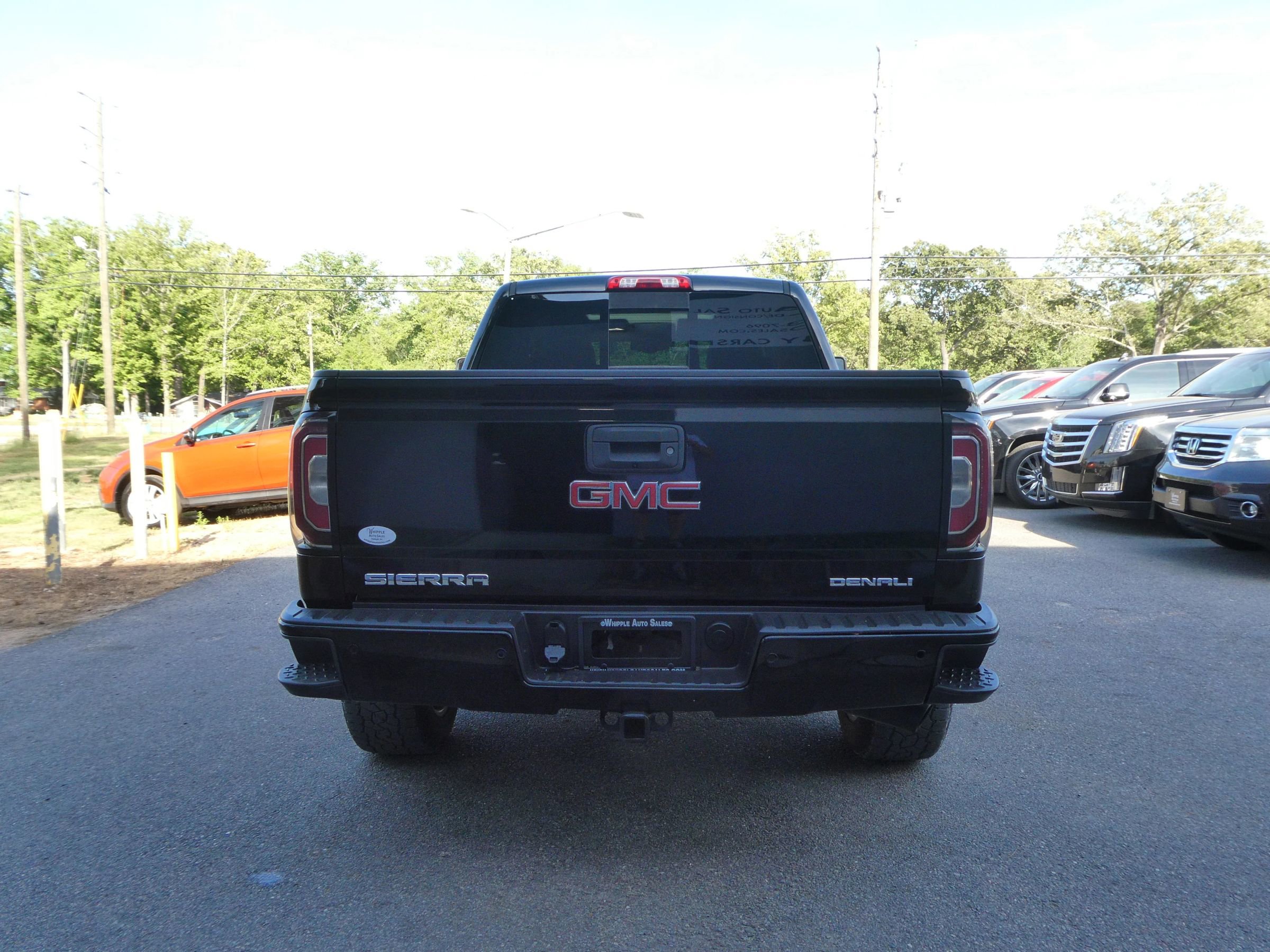 Used 2016 GMC Sierra 1500 Denali w/ Enhanced Driver Alert Package AWD/4WD image 6