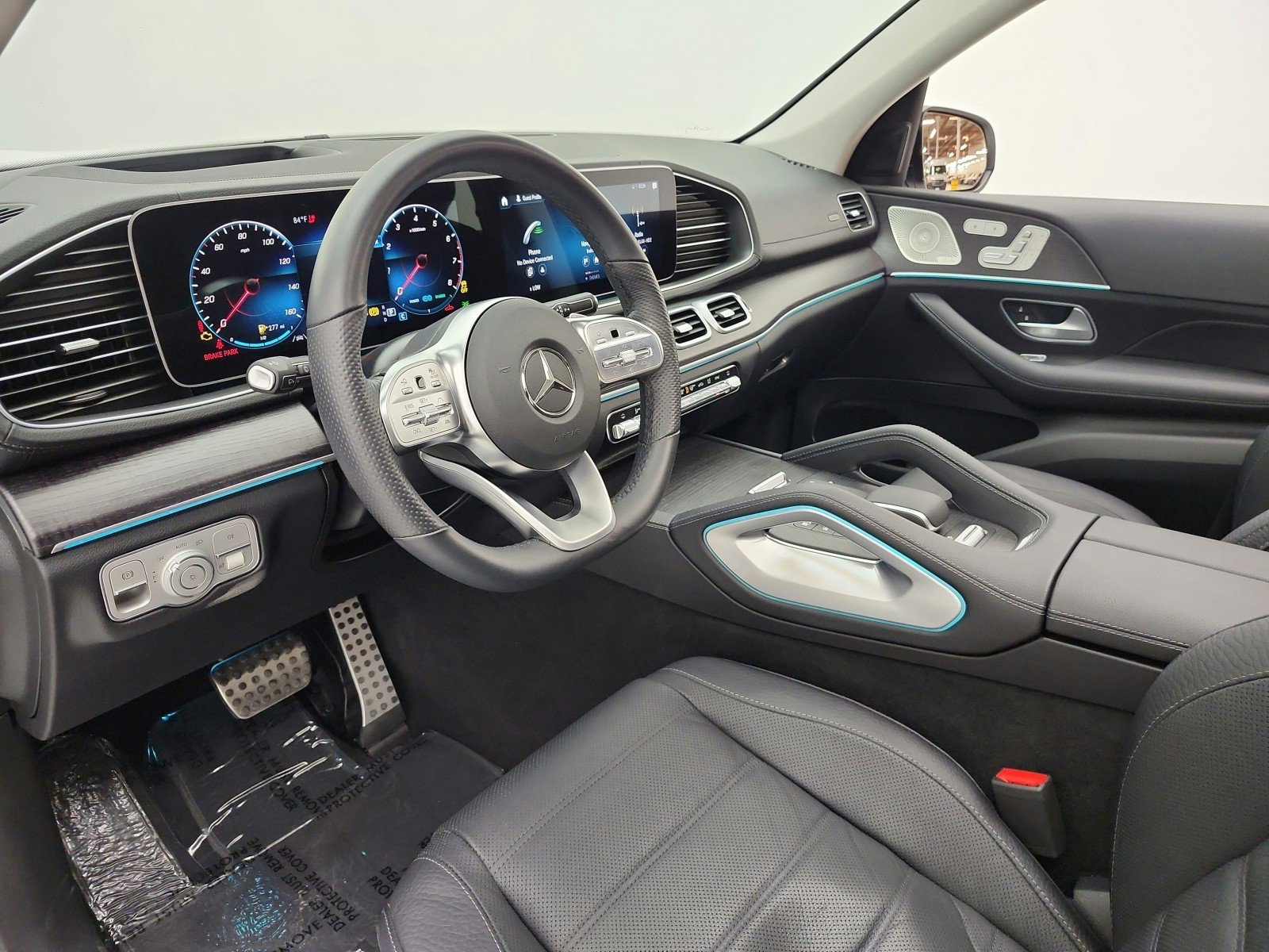 Used 2023 Mercedes-Benz GLS 580 4MATIC image 12