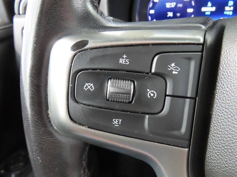 Used 2022 Chevrolet Tahoe Z71 w/ Luxury Package AWD/4WD image 25