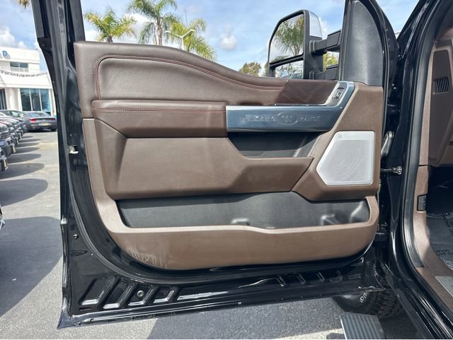 Used 2025 Ford F250 King Ranch w/ Chrome Package AWD/4WD image 38