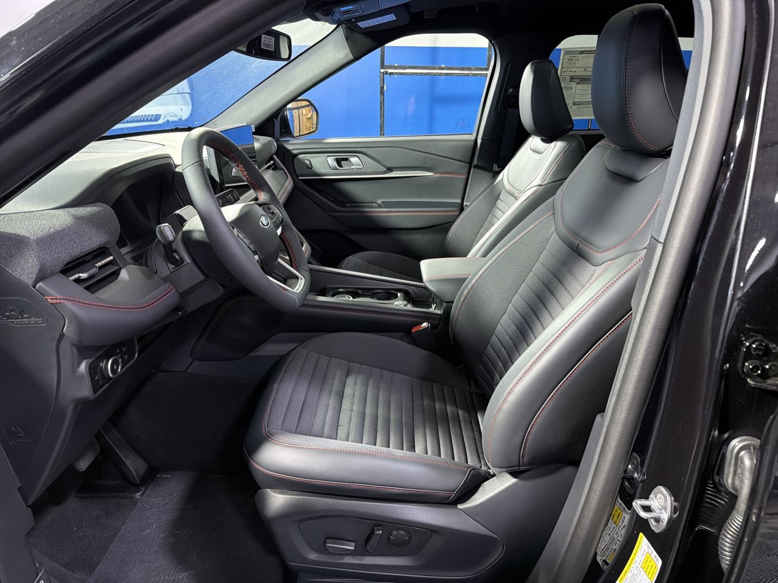 New 2026 Ford Explorer ST-Line w/ ST-Line Street Pack AWD/4WD image 21