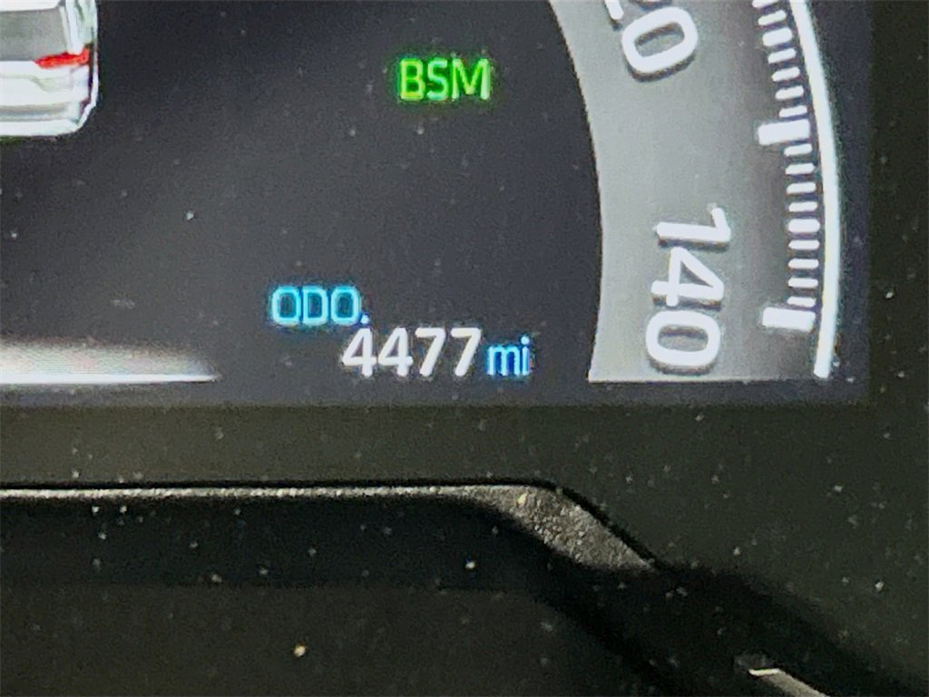 Used 2025 Toyota RAV4 XLE Premium image 10