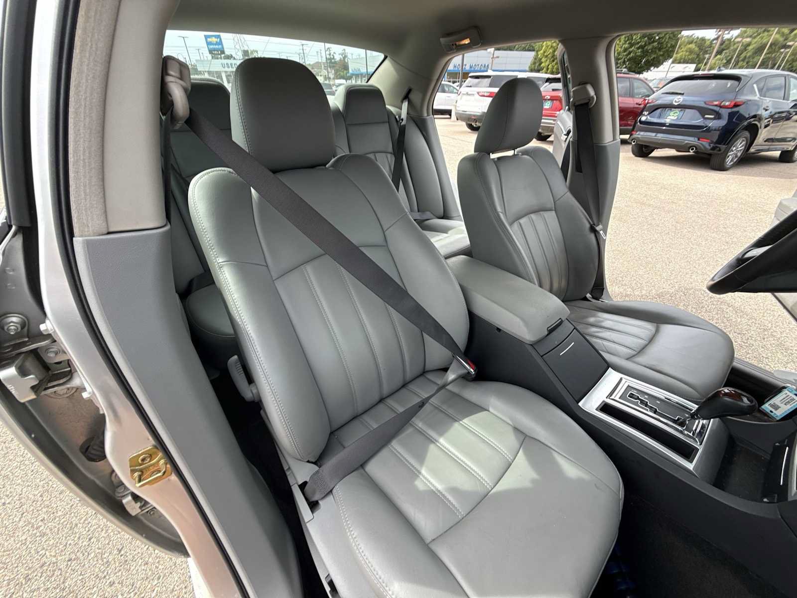 Used 2006 Chrysler 300 C w/ Sound Group II AWD/4WD image 25