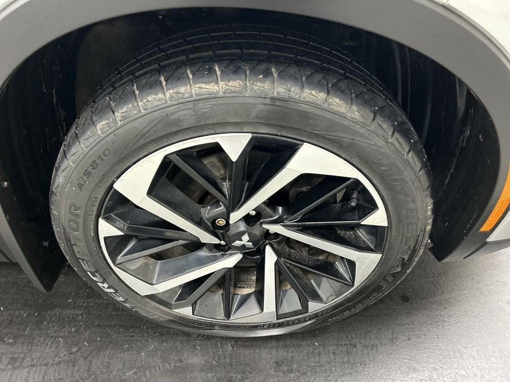 Used 2023 Mitsubishi Outlander SE AWD/4WD image 8