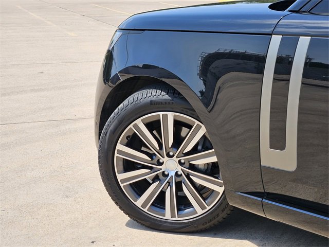 Used 2023 Land Rover Range Rover SE image 5