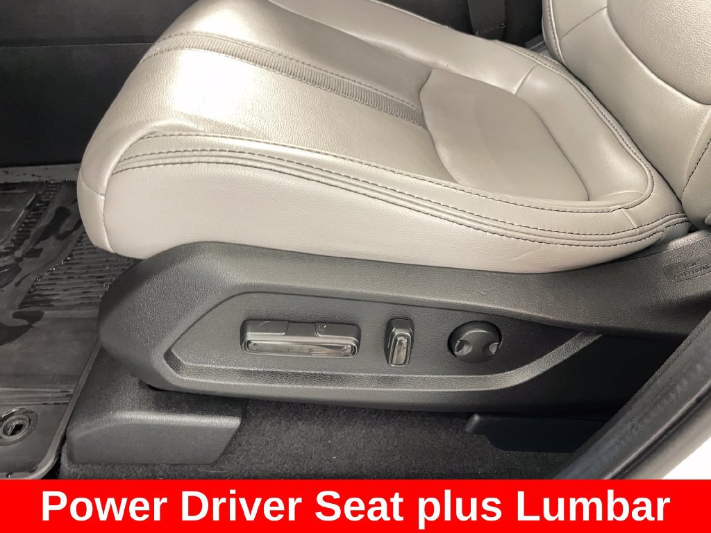 Used 2025 Honda Pilot EX-L image 8