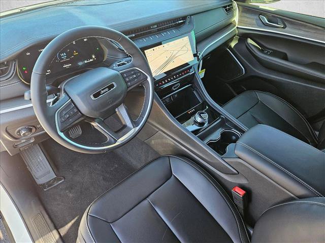 New 2026 Jeep Grand Cherokee Limited w/ Limited Altitude Package RWD video 3