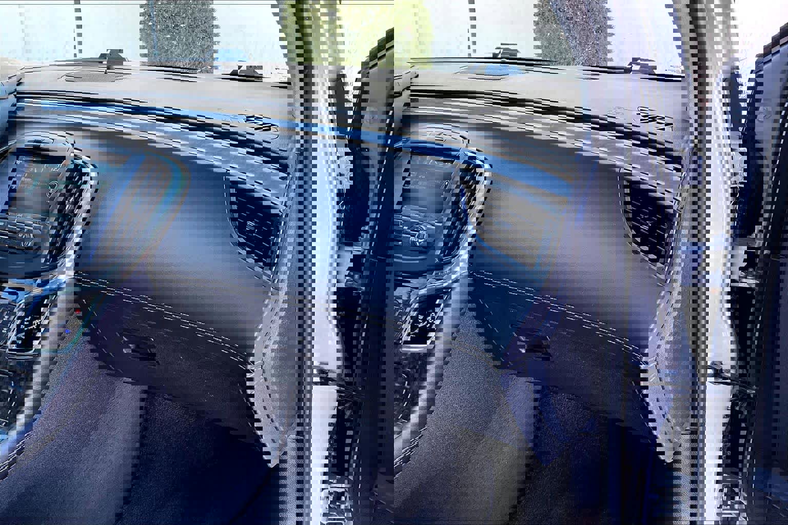 Used 2014 Buick LaCrosse Leather w/ Driver Confidence Package image 19