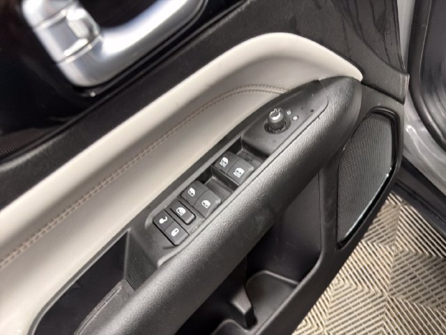 Used 2022 Jeep Compass Limited AWD/4WD image 12
