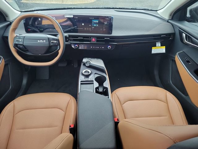 New 2025 Kia EV6 Wind image 16