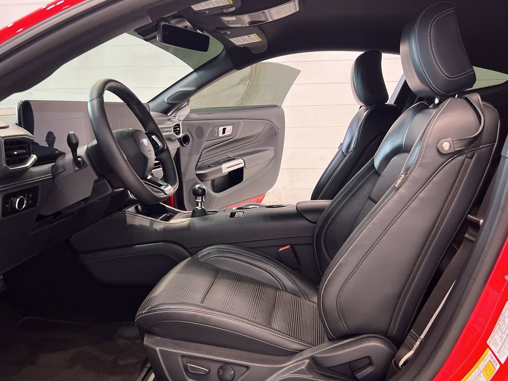 Used 2024 Ford Mustang GT Premium image 13