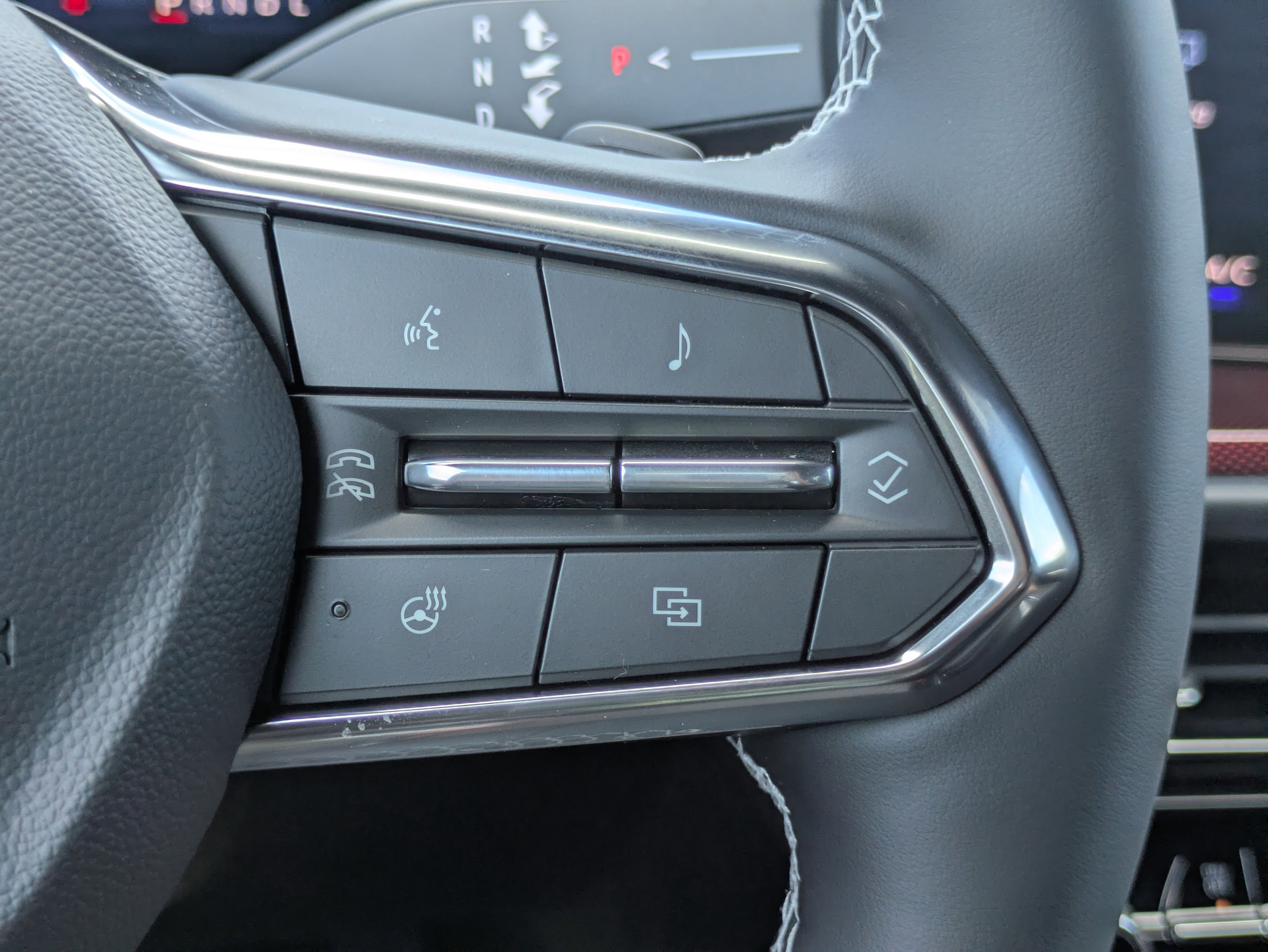 New 2026 Chevrolet Traverse LT w/ Enhanced Driving Package image 19