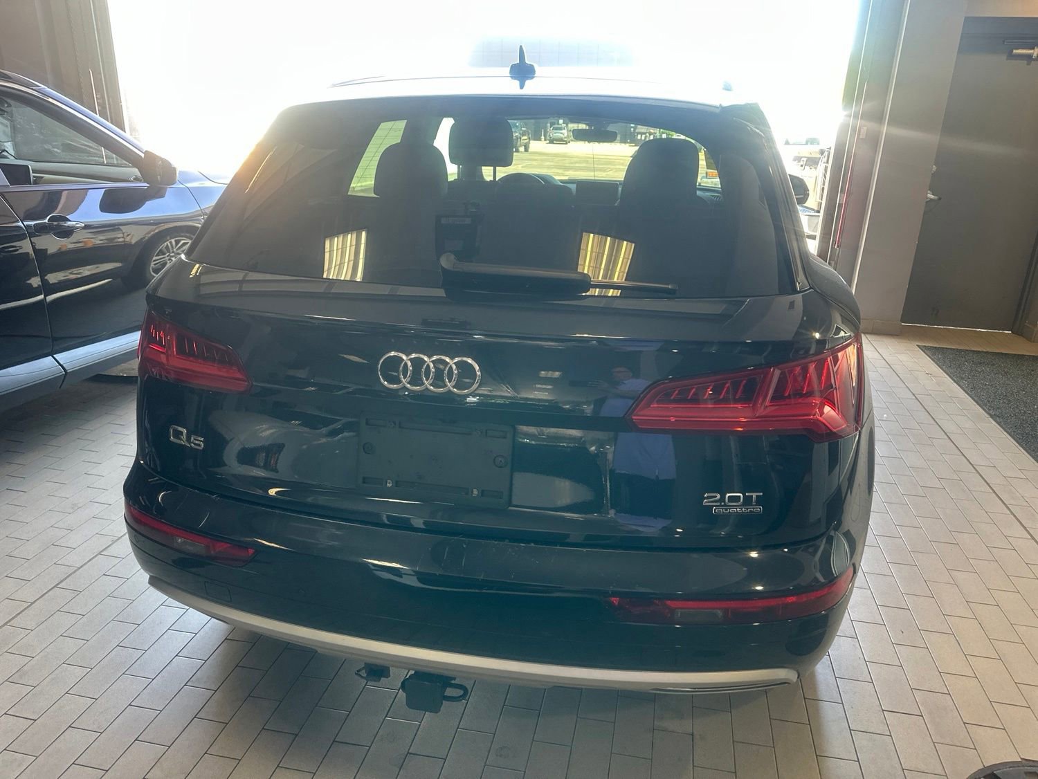 Used 2018 Audi Q5 2.0T Premium Plus w/ Premium Plus Package AWD/4WD image 3