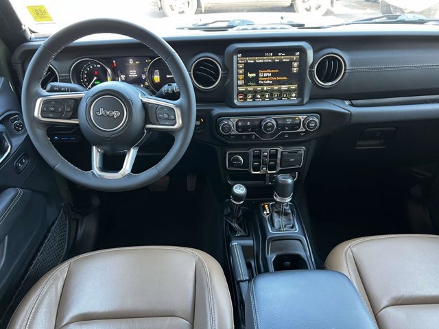 Used 2023 Jeep Wrangler Unlimited Sahara w/ Cold Weather Group AWD/4WD image 12