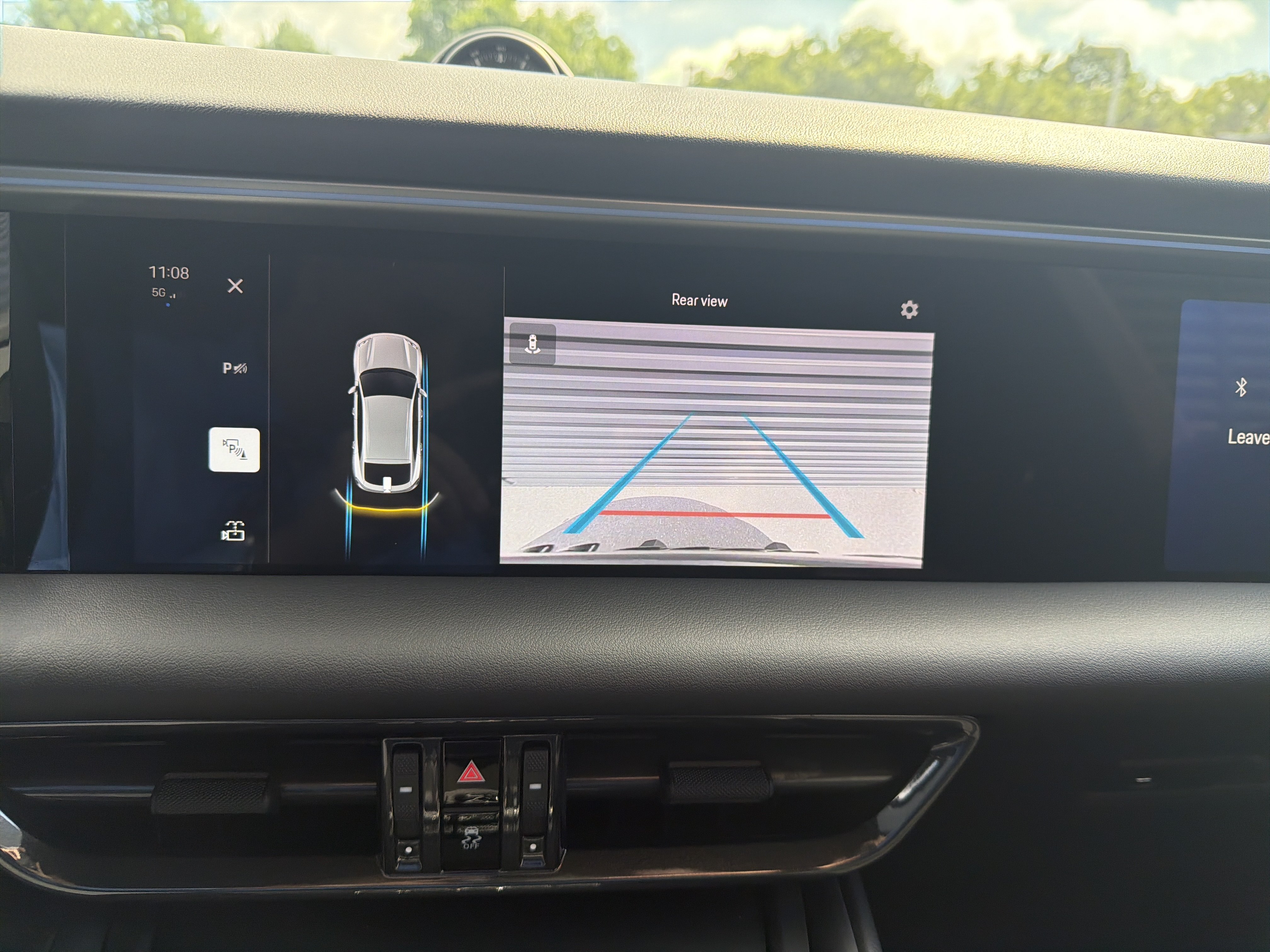 New 2025 Porsche Macan 4 Electric AWD/4WD image 22