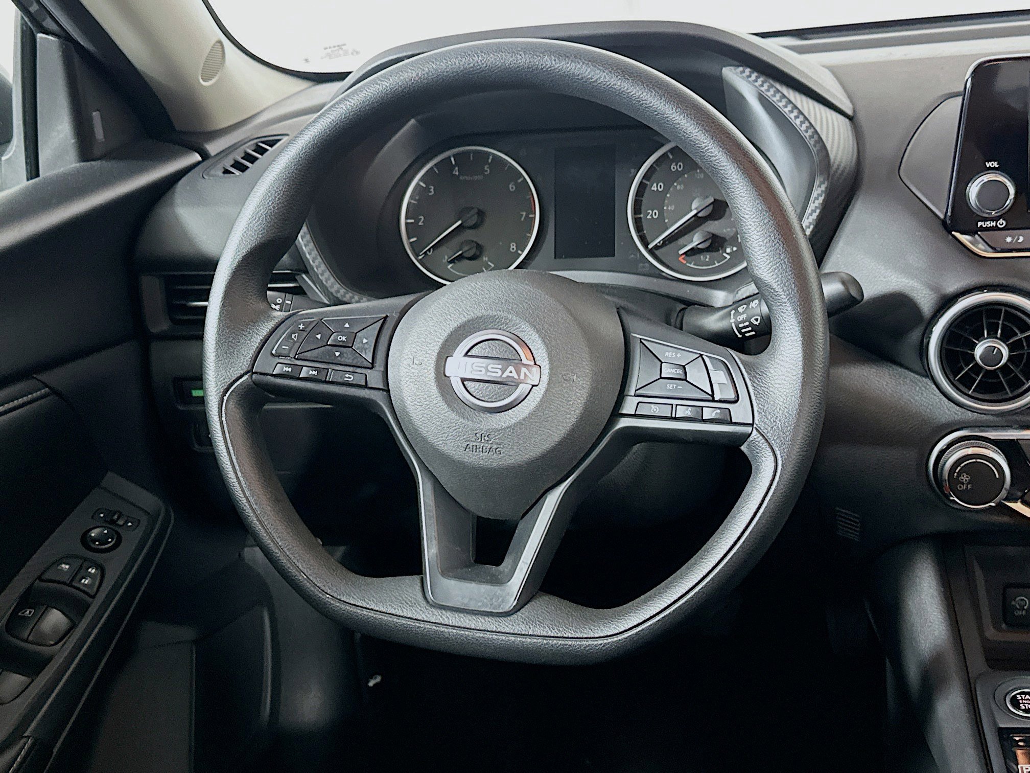 Used 2025 Nissan Sentra S image 18