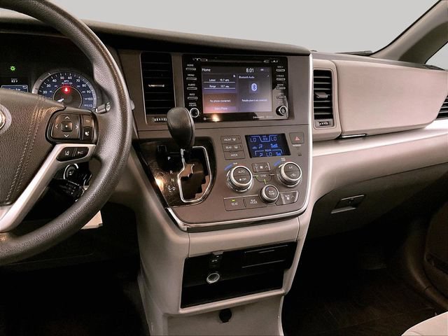 Used 2018 Toyota Sienna LE FWD image 7