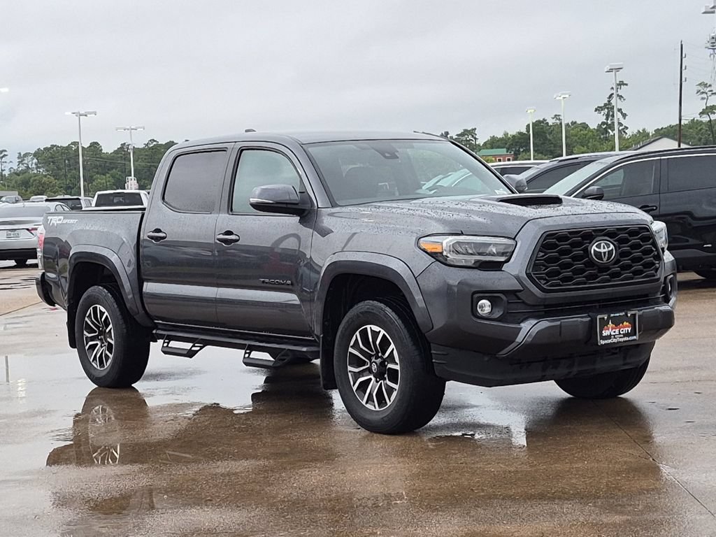 Used 2022 Toyota Tacoma TRD Sport w/ Technology Package RWD image 8