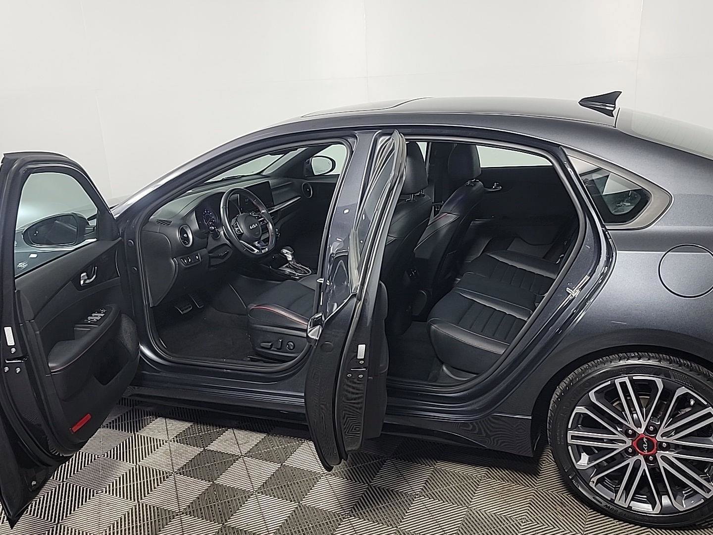 Used 2023 Kia Forte GT w/ GT2 Package FWD image 16