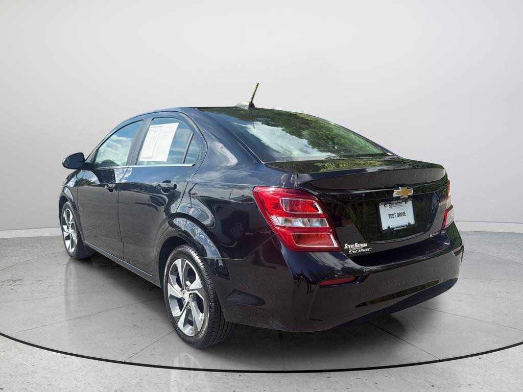 Used 2019 Chevrolet Sonic Premier FWD image 9