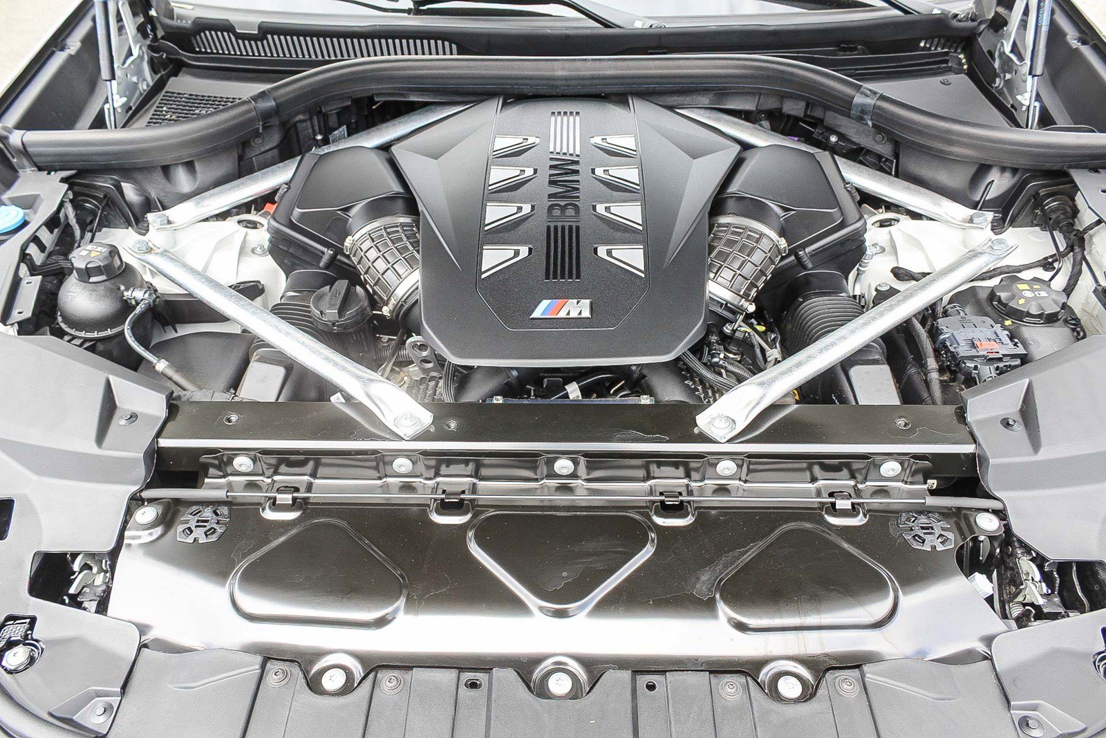 Used 2025 BMW X5 M60i image 27