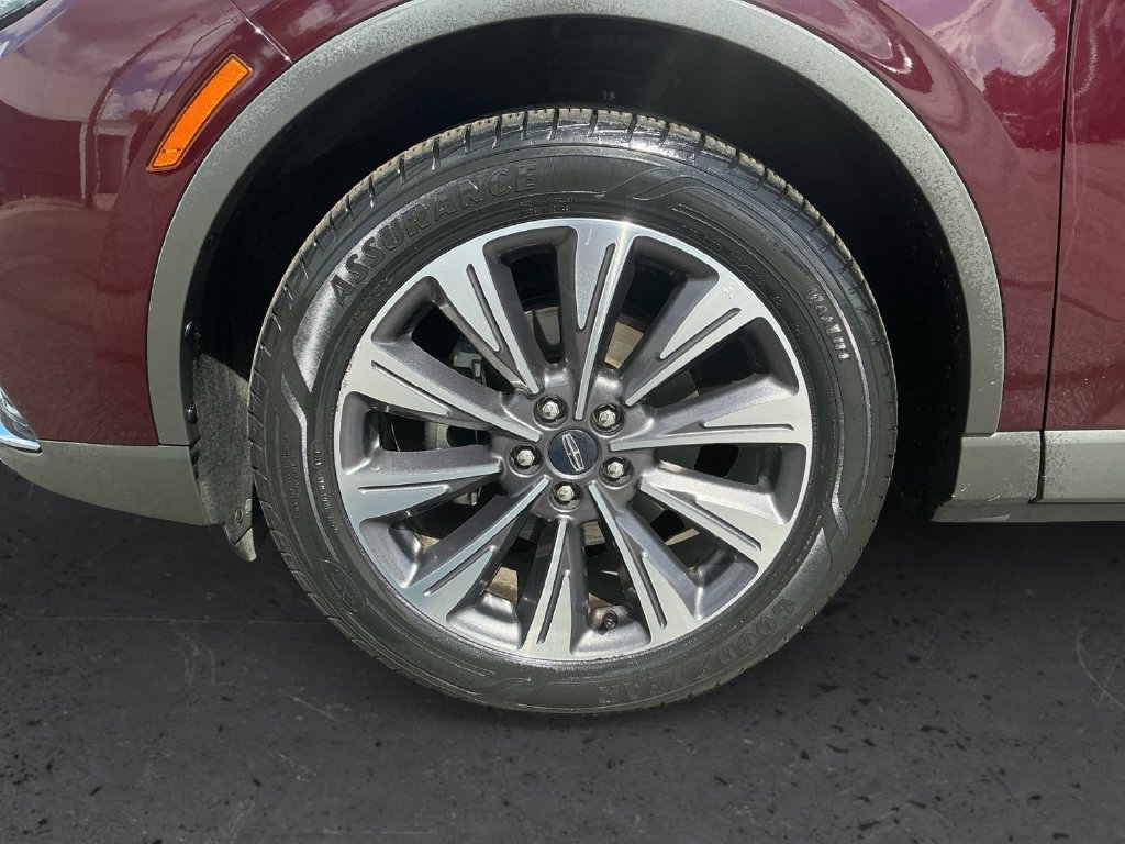 Certified 2020 Lincoln Corsair Reserve w/ Elements Package FWD image 13