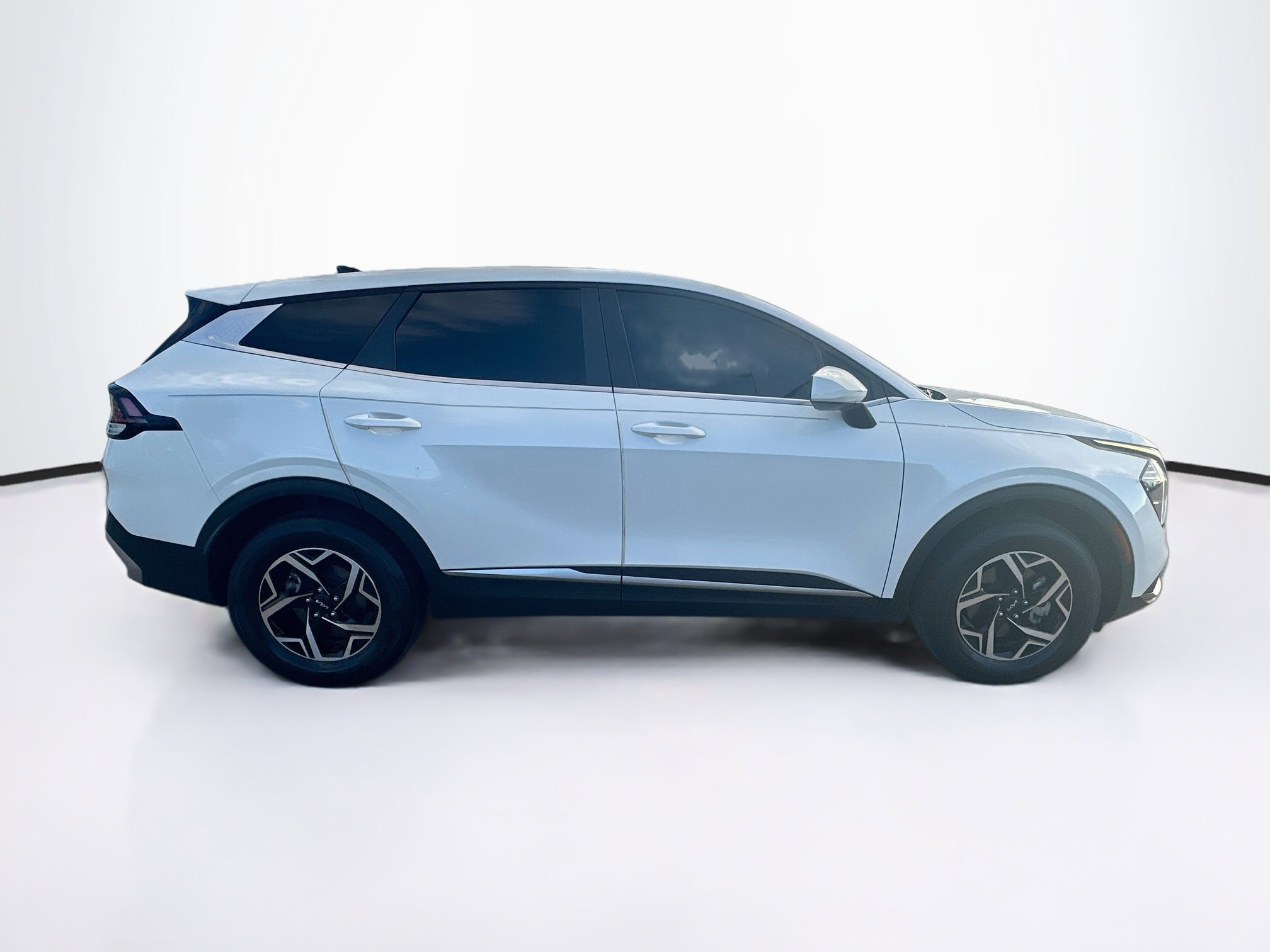 Used 2023 Kia Sportage LX AWD/4WD image 10